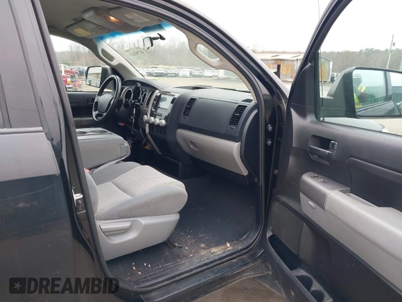 2012 Toyota Tundra с VIN 5TFUM5F17CX036041, выставлен на аукционе IAAI как лот 41782453 с пробегом 183 839 миль миль и . История ставок и продаж доступна на DreamBid. Изображение 5.