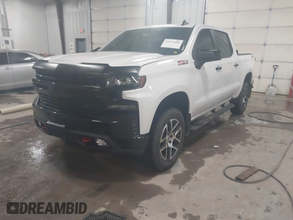 2020 Chevrolet Silverado 1500 LT Trail Boss with VIN 1GCPYFED6LZ209619, listed as a IAAI auction lot 41571604 with 51,753 mi miles. Bid and sale history available at carsss.com. Image 2.