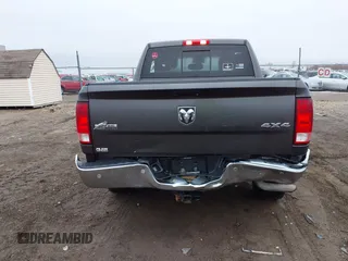 2018 Ram 1500 Big Horn z VIN 3C6RR7LG2JG235342, wystawiony jako IAAI lot #41475568 z przebiegiem 103 804 mil mil oraz . Historia ofert i sprzedaży dostępna na DreamBid. Obrazek 16.