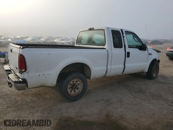 2004 Ford Super Duty F-250 XL with VIN 1FTNX20L34EB74712, listed as a Copart auction lot 72025064 with 141,857 mi miles and Salvage Title. Bid and sale history available at carsss.com. Image 3.