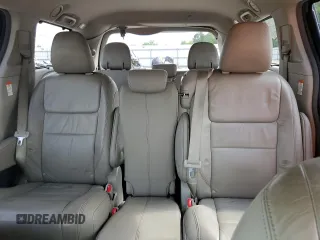 2018 Toyota Sienna XLE Auto Access Seat with VIN 5TDYZ3DC9JS908685, listed as a Copart auction lot 59714785 with 134,997 mi miles and Salvage title. Bid and sale history available at DreamBid. Image 10.