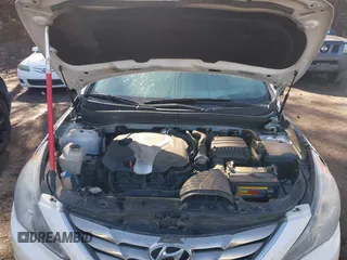 2013 Hyundai Sonata Limited with VIN 5NPEC4AB3DH706800, listed as a IAAI auction lot 41481822 with 205,903 mi miles and . Bid and sale history available at carsss.com. Image 10.