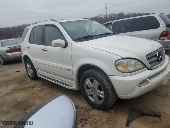 2005 Mercedes-Benz M-Class 3.7L with VIN 4JGAB57E35A557978, listed as a Copart auction lot 44210615 with 176,598 mi miles and Salvage Title. Bid and sale history available at carsss.com. Image 4.