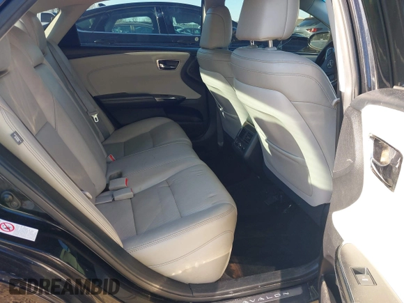 2016 Toyota Avalon XLE Premium z VIN 4T1BD1EB8GU050656, wystawiony jako IAAI lot #41472112 z przebiegiem 183 597 mil mil oraz . Historia ofert i sprzedaży dostępna na DreamBid. Obrazek 8.