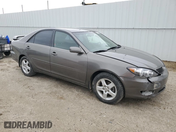 2005 Toyota Camry STD with VIN 4T1BE32K05U567895, listed as a Copart auction lot 55125035 with 142,823 mi miles and Salvage title. Bid and sale history available at DreamBid. Image 4.