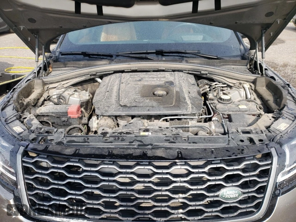 2018 Land Rover Range Rover Velar R-Dynamic HSE with VIN SALYM2RN5JA752895, listed as a Copart auction lot 68044503 with 85,127 mi miles. Bid and sale history available at carsss.com. Image 12.