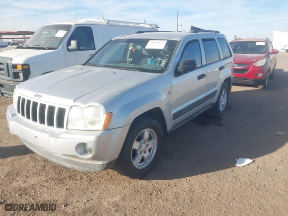 2006 Jeep Grand Cherokee Laredo with VIN 1J4HR48N46C309827, listed as a IAAI auction lot 41478173 with 179,278 mi miles. Bid and sale history available at carsss.com. Image 2.
