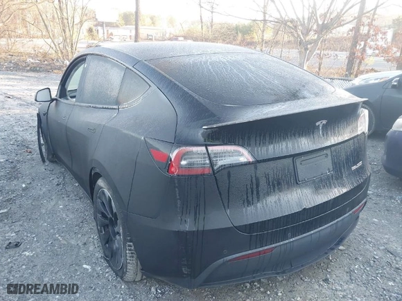 2022 Tesla Model Y Performance with VIN 7SAYGDEF3NF397671, listed as a IAAI auction lot 41459991 with NaN miles. Bid and sale history available at carsss.com. Image 3.