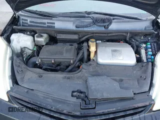 2005 Toyota Prius with VIN JTDKB20U153046024, listed as a IAAI auction lot 41930762 with 175,819 mi miles. Bid and sale history available at carsss.com. Image 10.