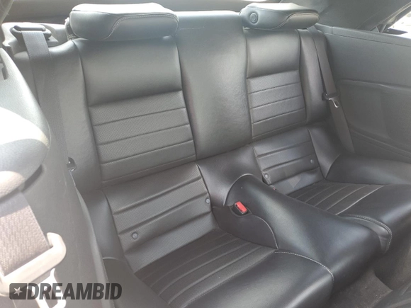 2014 Ford Mustang V6 with VIN 1ZVBP8EM6E5292579, listed as a Copart auction lot 61896995 with 129,872 mi miles and Salvage title. Bid and sale history available at DreamBid. Image 10.