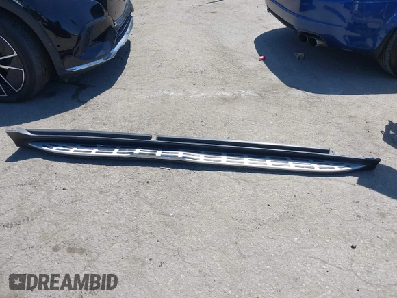 2023 Mercedes-Benz EQS 450+ z VIN 4JGDM2DB2PA029836, wystawiony jako IAAI lot #42310821 z przebiegiem 28 992 mil mil oraz . Historia ofert i sprzedaży dostępna na DreamBid. Obrazek 20.