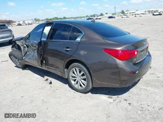 2015 Infiniti Q50 Premium with VIN JN1BV7AR4FM395093, listed as a IAAI auction lot 41907653 with 138,319 mi miles. Bid and sale history available at carsss.com. Image 3.