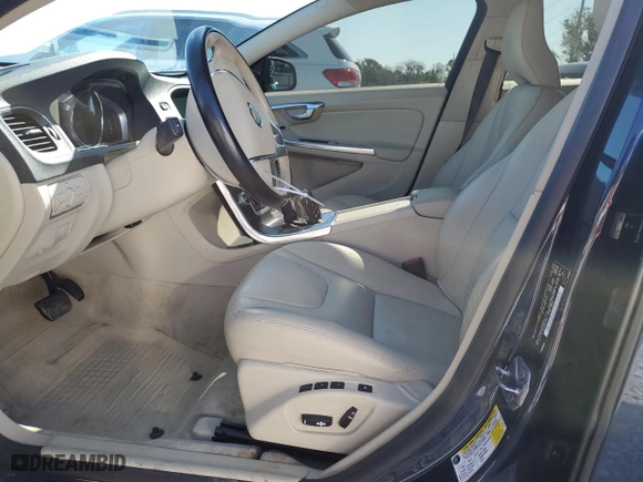 2015 Volvo S60 T5 Drive-E Premier with VIN YV140MFK8F2366989, listed as a Copart auction lot 52489475 with 29,442 mi miles and Salvage Title. Bid and sale history available at carsss.com. Image 7.