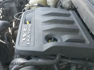 2012 Dodge Journey SXT z VIN 3C4PDCBBXCT323532, wystawiony jako IAAI lot #42471610 z przebiegiem 188 103 mil mil oraz . Historia ofert i sprzedaży dostępna na DreamBid. Obrazek 12.