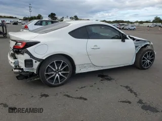 2023 Toyota GR86 with VIN JF1ZNBB14P9760437, listed as a Copart auction lot 70771704 with 13,147 mi miles and Salvage Title. Bid and sale history available at carsss.com. Image 3.