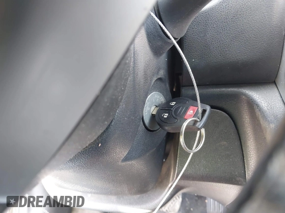 2015 Nissan Note S with VIN 3N1CE2CP9FL421765, listed as a IAAI auction lot 41503191 with 157,474 mi miles and . Bid and sale history available at DreamBid. Image 11.