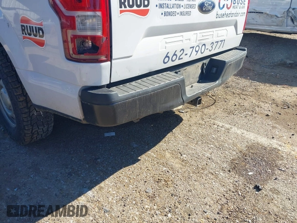 2018 Ford F-150 XL with VIN 1FTMF1C59JKF99158, listed as a IAAI auction lot 41356147 with 200,694 mi miles. Bid and sale history available at carsss.com. Image 19.