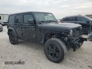 2021 Jeep Wrangler Unlimited Sahara Altitude with VIN 1C4HJXEGXMW671418, listed as a Copart auction lot 68116854 with 38,680 mi miles and Salvage title. Bid and sale history available at DreamBid. Image 4.