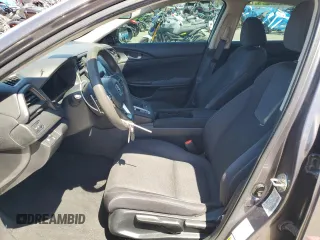 2019 Honda Insight EX z VIN 19XZE4F52KE033983, wystawiony jako Copart lot #56048285 z przebiegiem 103 742 mil mil oraz Szkoda całkowita • Salvage title. Historia ofert i sprzedaży dostępna na DreamBid. Obrazek 7.