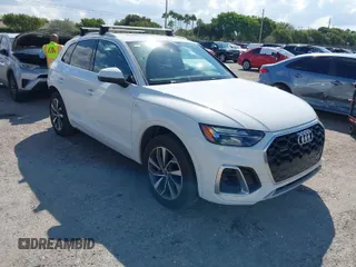 2023 Audi Q5 S line Premium with VIN WA1GAAFY9P2056512, listed as a IAAI auction lot 41686353 with 13,959 mi miles. Bid and sale history available at carsss.com. Image 1.