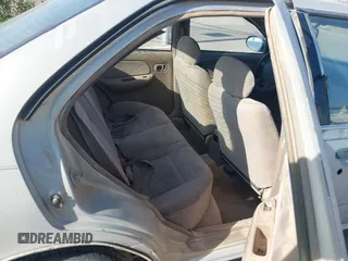 1998 Nissan Sentra XE z VIN 1N4AB41D3WC710739, wystawiony jako IAAI lot #42283426 z przebiegiem 180 392 mil mil oraz . Historia ofert i sprzedaży dostępna na DreamBid. Obrazek 8.