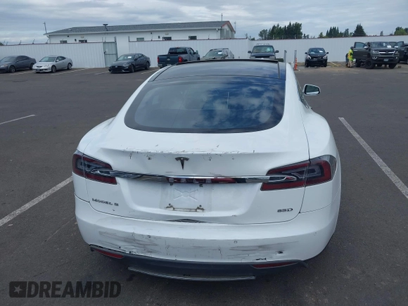 2016 Tesla Model S 90D with VIN 5YJSA1E21GF121962, listed as a IAAI auction lot 42130291 with 114,670 mi miles and . Bid and sale history available at DreamBid. Image 17.