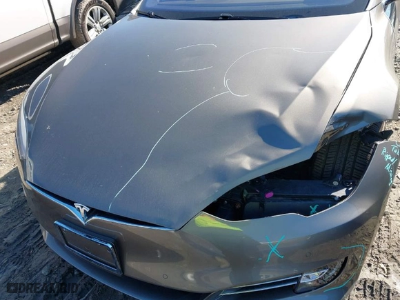 2016 Tesla Model S 90D with VIN 5YJSA1E23GF142571, listed as a IAAI auction lot 41305094 with 29,175 mi miles. Bid and sale history available at carsss.com. Image 10.