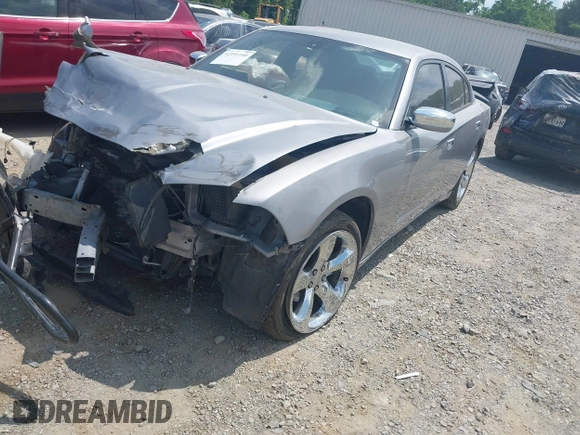 2013 Dodge Charger SE z VIN 2C3CDXBG1DH609530, wystawiony jako IAAI lot #42151140 z przebiegiem 173 210 mil mil oraz . Historia ofert i sprzedaży dostępna na DreamBid. Obrazek 17.