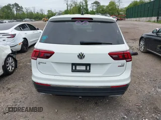 2018 Volkswagen Tiguan SEL с VIN 3VV2B7AX8JM102377, выставлен на аукционе IAAI как лот 42246183 с пробегом 77 349 миль миль и . История ставок и продаж доступна на DreamBid. Изображение 16.