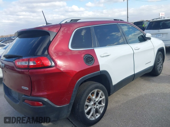 2016 Jeep Cherokee Latitude with VIN 1C4PJLCB5GW274831, listed as a IAAI auction lot 41726186 with 1 mi miles. Bid and sale history available at carsss.com. Image 4.