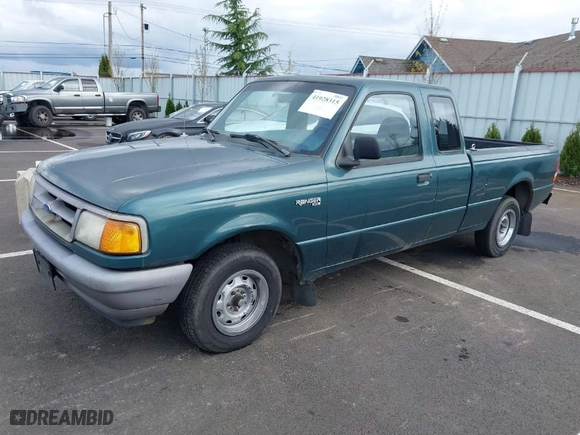 1996 Ford Ranger XL with VIN 1FTCR14A3TPA04986, listed as a IAAI auction lot 41928315 with 228,120 mi miles. Bid and sale history available at carsss.com. Image 2.