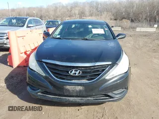 2011 Hyundai Sonata GLS with VIN 5NPEB4AC9BH171075, listed as a IAAI auction lot 41707321 with 220,270 mi miles. Bid and sale history available at carsss.com. Image 12.