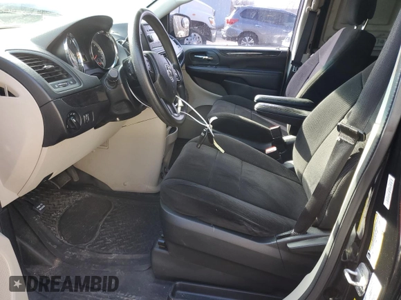 2014 Ram Cargo Van Tradesman with VIN 2C4JRGAG4ER141357, listed as a Copart auction lot 46210925 with 130,629 mi miles and Clean Title. Bid and sale history available at carsss.com. Image 7.