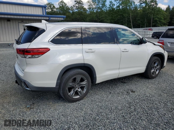 2017 Toyota Highlander Limited with VIN 5TDYZRFH6HS219547, listed as a Copart auction lot 55487995 with 129,617 mi miles and Salvage title. Bid and sale history available at DreamBid. Image 3.