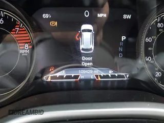2018 Jeep Cherokee Trailhawk with VIN 1C4PJMBX0JD534722, listed as a IAAI auction lot 41557426 with 109,429 mi miles and . Bid and sale history available at DreamBid. Image 7.