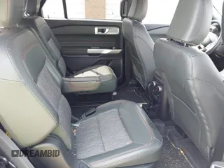 2024 Ford Explorer Timberline z VIN 1FMSK8JH8RGA71792, wystawiony jako IAAI lot #42166253 z przebiegiem Nie podano mil oraz . Historia ofert i sprzedaży dostępna na DreamBid. Obrazek 8.