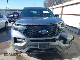 2023 Ford Explorer ST-Line with VIN 1FMSK7KH4PGC34783, listed as a IAAI auction lot 41135105 with 17,922 mi miles. Bid and sale history available at carsss.com. Image 13.
