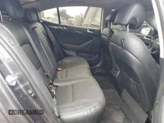 2015 Kia Cadenza Premium z VIN KNALN4D78F5193634, wystawiony jako Copart lot #58529615 z przebiegiem 104 657 mil mil oraz Czysty tytuł • Clean title. Historia ofert i sprzedaży dostępna na DreamBid. Obrazek 10.