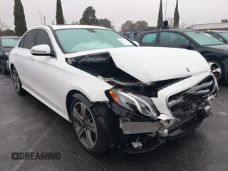 2020 Mercedes-Benz E 350 с VIN W1KZF8DB4LA826368, выставлен на аукционе IAAI как лот 41449930 с пробегом 31 319 миль миль и . История ставок и продаж доступна на DreamBid. Изображение 1.