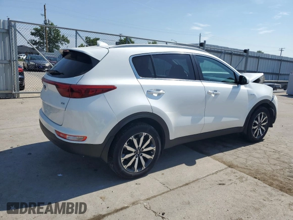 2017 Kia Sportage EX z VIN KNDPNCAC4H7245574, wystawiony jako Copart lot #62147555 z przebiegiem 135 244 mil mil oraz Szkoda całkowita • Salvage title. Historia ofert i sprzedaży dostępna na DreamBid. Obrazek 3.