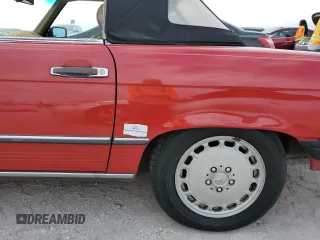 1988 Mercedes-Benz 560 SL with VIN WDBBA48D5JA080412, listed as a Copart auction lot 75046744 with 100,968 mi miles and Salvage Title. Bid and sale history available at DreamBid. Image 12.