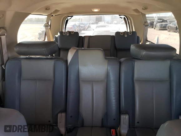 2008 Ford Expedition Max SSV z VIN 1FMFK15548LA03925, wystawiony jako Copart lot #81107104 z przebiegiem 164 247 mil mil oraz Szkoda całkowita • Salvage title. Historia ofert i sprzedaży dostępna na DreamBid. Obrazek 10.