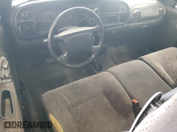 2001 Dodge 1500 with VIN 3B7HF13Z71M570626, listed as a Copart auction lot 55358355 with 203,464 mi miles and Clean Title. Bid and sale history available at carsss.com. Image 8.