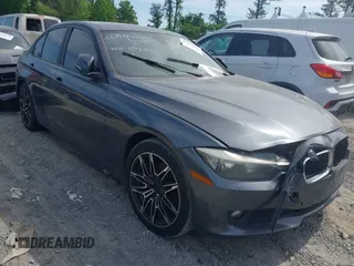 2015 BMW 3 Series 320i с VIN WBA3B1G58FNT04412, выставлен на аукционе IAAI как лот 42210810 с пробегом 141 661 миль миль и . История ставок и продаж доступна на DreamBid. Изображение 1.
