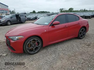 2022 Alfa Romeo Giulia Veloce с VIN ZARFANBN9N7657154, выставлен на аукционе Copart как лот 62299305 с пробегом 32 892 миль миль и Списание • Salvage title. История ставок и продаж доступна на DreamBid. Изображение 1.