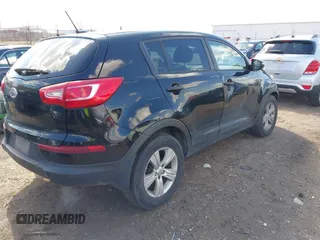 2012 Kia Sportage LX with VIN KNDPB3A29C7327616, listed as a IAAI auction lot 41876061 with 205,847 mi miles. Bid and sale history available at carsss.com. Image 4.