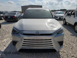 2024 Lexus TX 350 z VIN 5TDAAAA62RS005186, wystawiony jako Copart lot #64697124 z przebiegiem 2585 mil mil oraz Szkody całkowita. Historia ofert i sprzedaży dostępna na DreamBid. Obrazek 5.