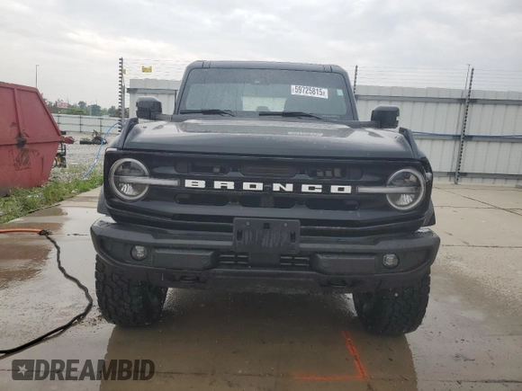 2023 Ford Bronco z VIN 1FMEE5DP3PLB59482, wystawiony jako Copart lot #59725815 z przebiegiem 54 741 mil mil oraz Szkoda całkowita • Salvage title. Historia ofert i sprzedaży dostępna na DreamBid. Obrazek 5.