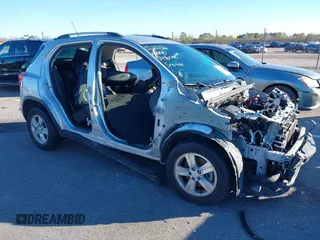 2019 Chevrolet Trax LT with VIN KL7CJLSB3KB748045, listed as a IAAI auction lot 41190696 with 128,785 mi miles. Bid and sale history available at carsss.com. Image 13.