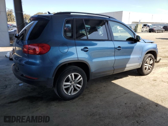 2017 Volkswagen Tiguan S with VIN WVGAV7AX3HK002668, listed as a Copart auction lot 55182385 with 128,991 mi miles and Clean Title. Bid and sale history available at DreamBid. Image 3.
